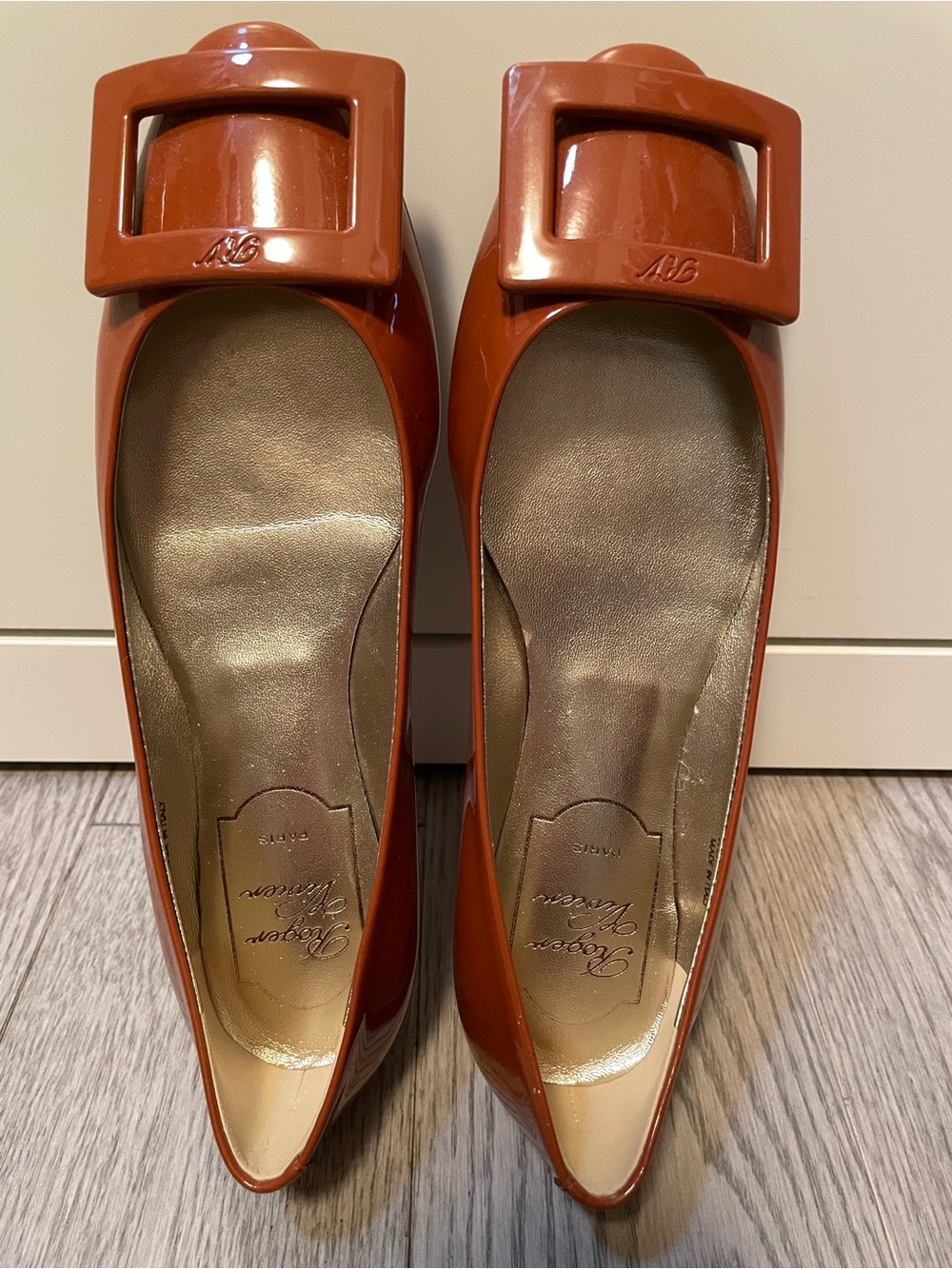 Roger Vivier Patent Pointed-Toe Flats in Terracotta